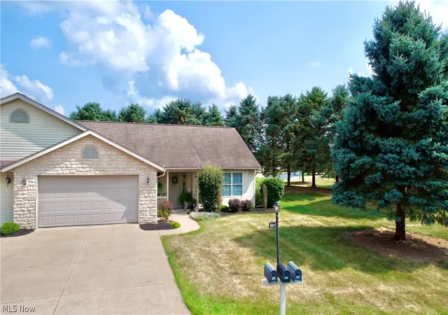Photo 37 of Condo for sale at 1012 Meadow Dr NW, Strasburg, OH 44680 | MLS# 5231849 | Listing updated on 2026-08-30