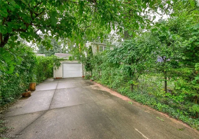 Photo 2 of Sale Pending at 737 Allerton St, Kent, OH 44240 | MLS# 5227666 | Listing updated on 2026-08-30