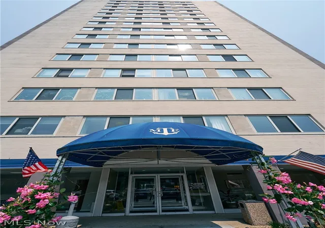 Photo 1 of Condo for sale at 12520 Edgewater Dr #210, Lakewood, OH 44107 | MLS# 5232466 | Listing updated on 2026-08-30