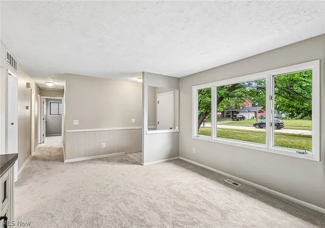Photo 2 of Single family home for sale at 8278 Dallas Dr, Mentor, OH 44060 | MLS# 5234435 | Listing updated on 2026-10-04
