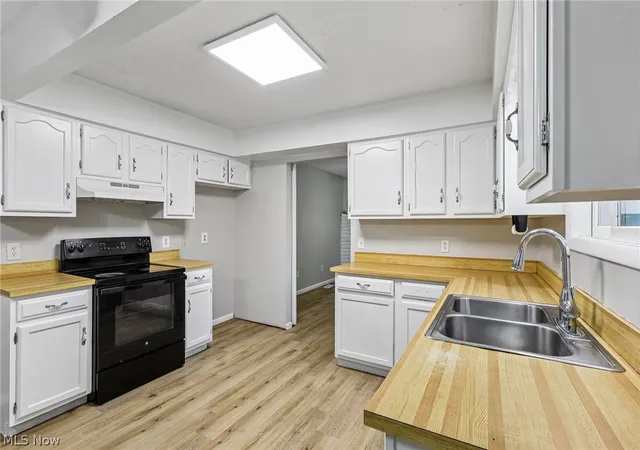 Photo 3 of Single family home for sale at 8278 Dallas Dr, Mentor, OH 44060 | MLS# 5234435 | Listing updated on 2026-10-04