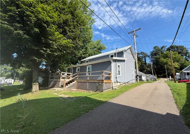 Photo 3 of Single family home for sale at 58 W Jefferson Ave, Mcconnelsville, OH 43756 | MLS# 5234677 | Listing updated on 2026-09-29