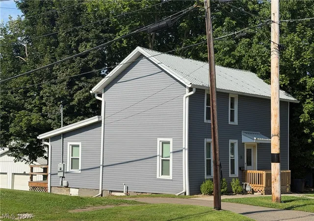 Photo 4 of Single family home for sale at 58 W Jefferson Ave, Mcconnelsville, OH 43756 | MLS# 5234677 | Listing updated on 2026-09-29