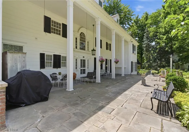 Photo 4 of Sale Pending at 2289 N Park Blvd, Cleveland, OH 44106 | MLS# 5218056 | Listing updated on 2026-09-17