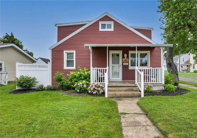Photo 2 of Sale Pending at 902 E 2nd Street, Port Clinton, OH 43452 | MLS# 5236732 | Listing updated on 2026-08-31