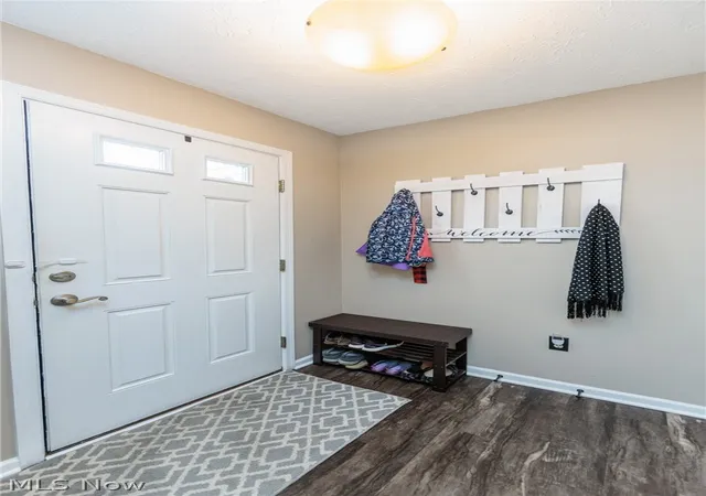 Photo 3 of Sale Pending at 5410 Fountain Cir, North Ridgeville, OH 44039 | MLS# 5236841 | Listing updated on 2026-08-30