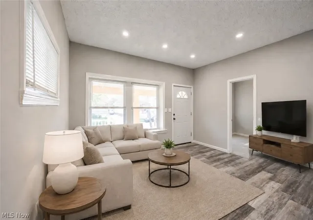 Photo 3 of Single family home for sale at 3282 W 38th Street, Cleveland, OH 44109 | MLS# 5237104 | Listing updated on 2026-10-03