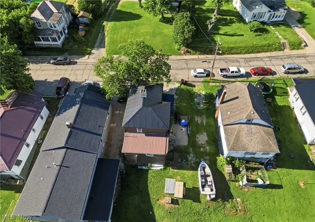Photo 3 of Single family home for sale at 1554 Wheeling Ave, Zanesville, OH 43701 | MLS# 5237396 | Listing updated on 2026-10-02