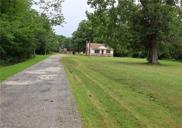 Photo 1 of Single family home for sale at 2938 Som Ctr Rd, Willoughby, OH 44094 | MLS# 5235520 | Listing updated on 2026-08-30