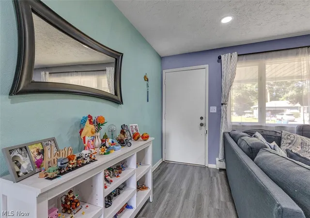 Photo 3 of Single family home for sale at 5847 Clement Dr, Lorain, OH 44053 | MLS# 5238919 | Listing updated on 2026-09-18