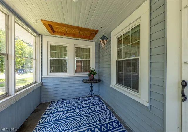 Photo 3 of Sale Pending at 324 Montrose Ave, Akron, OH 44310 | MLS# 5239496 | Listing updated on 2026-08-30