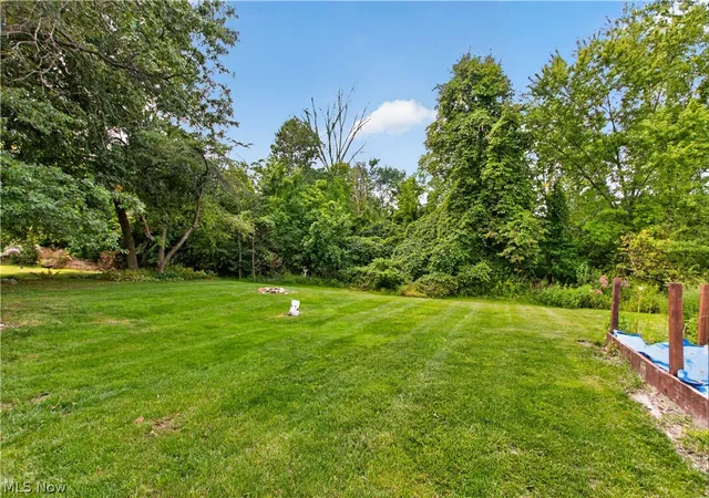 Photo 43 of Sale Pending at 1124 Blueberry Hill Dr, Brunswick, OH 44212 | MLS# 5235937 | Listing updated on 2026-08-30