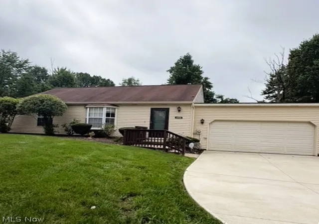 Photo 1 of Sale Pending at 14931 Royal Ridge Ln, North Royalton, OH 44133 | MLS# 5239877 | Listing updated on 2026-08-30