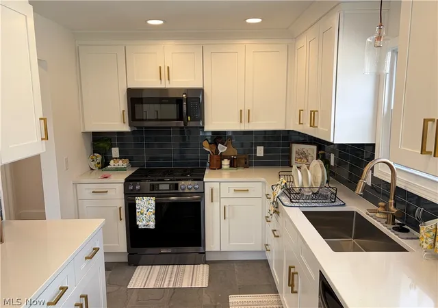 Photo 3 of Single family home for sale at 3895 E 189th St, Cleveland, OH 44122 | MLS# 5238838 | Listing updated on 2026-09-24
