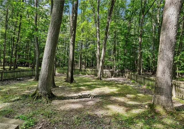 Photo 4 of Sale Pending at 2394 Dentzler Rd, Parma, OH 44134 | MLS# 5239033 | Listing updated on 2026-08-31