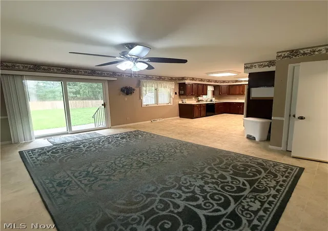 Photo 3 of Sale Pending at 549 N Skyline Dr, Seven Hills, OH 44131 | MLS# 5239714 | Listing updated on 2026-08-31
