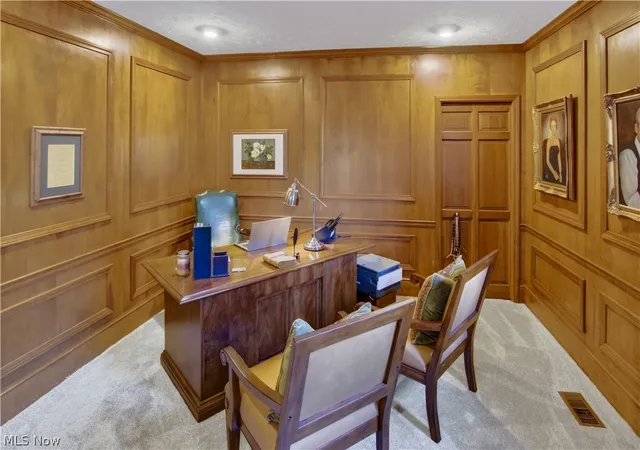 Photo 5 of Sale Pending at 126 Westchester Dr, Amherst, OH 44001 | MLS# 5238447 | Listing updated on 2026-08-30