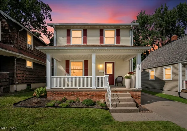 Photo 1 of Sale Pending at 707 Kathron Ave, Cuyahoga Falls, OH 44221 | MLS# 5239930 | Listing updated on 2026-08-31