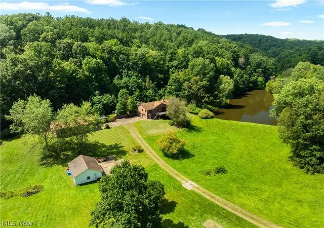 Photo 3 of Sale Pending at 6864 Ore Hill Rd Sw, Stone Creek, OH 43840 | MLS# 5240380 | Listing updated on 2026-08-30
