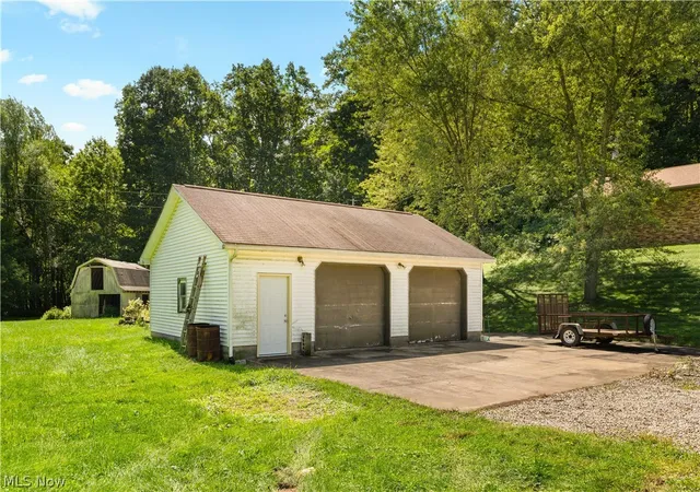Photo 4 of Sale Pending at 6864 Ore Hill Rd Sw, Stone Creek, OH 43840 | MLS# 5240380 | Listing updated on 2026-08-30