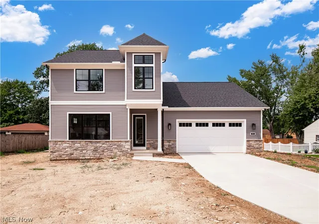 Photo 1 of Single family home for sale at 6774 Middlebrook Blvd, Middleburg Heights, OH 44130 | MLS# 5234136 | Listing updated on 2026-08-30