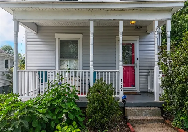 2nd image of 129 Woodland Ave, Marietta, OH 45750 | MLS# 5240793