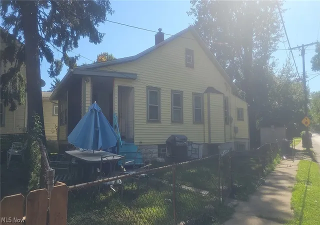 Photo 2 of Single family home for sale at 1294 W 93rd St W, Cleveland, OH 44102 | MLS# 5240266 | Listing updated on 2026-08-30