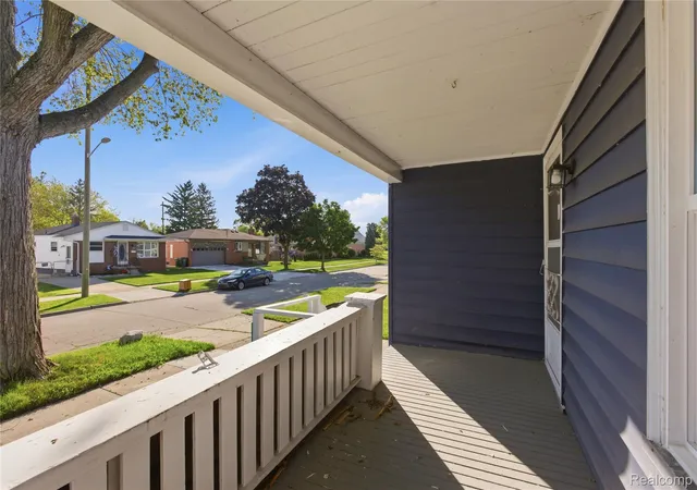 Photo 3 of Single family home for sale at 23930 Elmira St, Saint Clair Shores, MI 48082 | MLS# 20261040705 | Listing updated on 2026-09-10