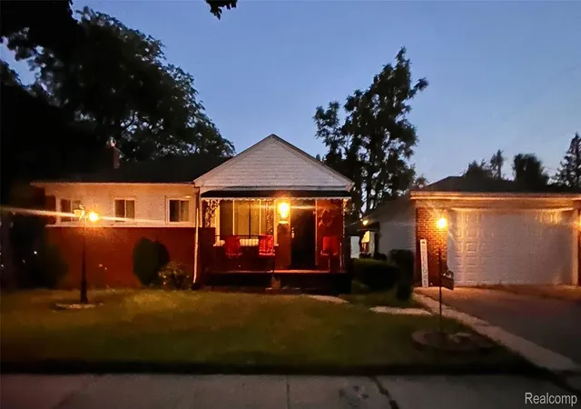 20th image of 1603 W Mott Ave, Flint City Genesee, MI 48504 | MLS# 20261062613