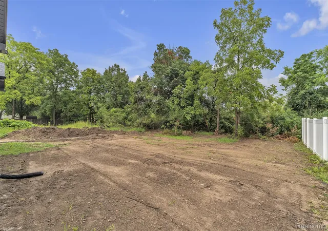 37th image of 13330 Strong Blvd, South Rockwood, MI 48179 | MLS# 20261063986