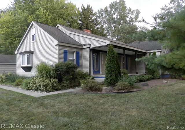 Photo 1 of Single family home for sale at 23754 Haynes St, Farmington Hills, MI 48336 | MLS# 20261064093 | Listing updated on 2026-08-15