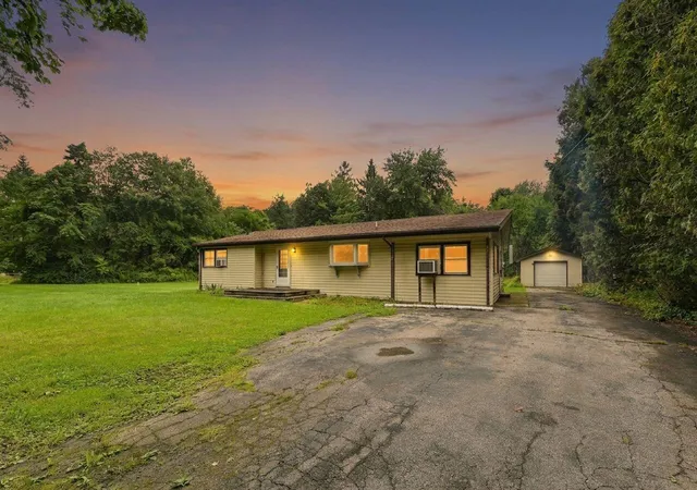 Photo 1 of Single family home for sale at 8887 Elm Valley Rd, Union Pier, MI 49129 | MLS# 69026043040 | Listing updated on 2026-09-24