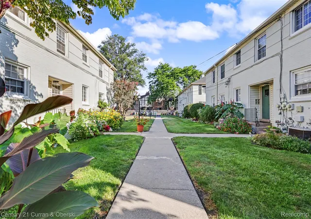 Photo 5 of Condo for sale at 726 S Military St, Dearborn City Wayne, MI 48124 | MLS# 20261068715 | Listing updated on 2026-08-31