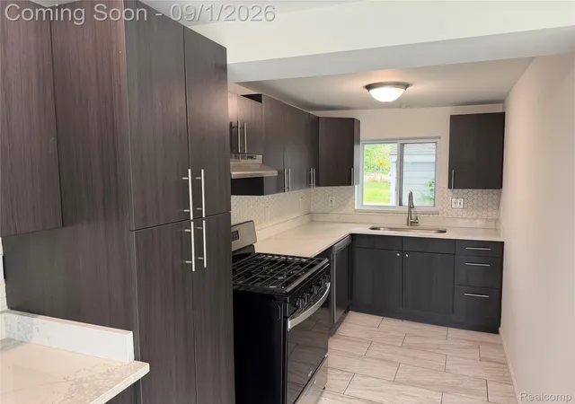 Photo 3 of Single family home for sale at 3545 Union Lake Rd, Commerce Charter Township Oakland, MI 48382 | MLS# 20261069553 | Listing updated on 2026-09-13
