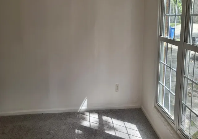 Listing Photo 5 - Condo for sale in building located at 7668 Hunters Ridge Ln, North Charleston, SC 29420 - Unit #1-4