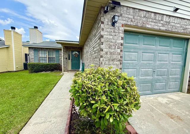 2nd image of 406 Erskine St, Ladson, SC 29456