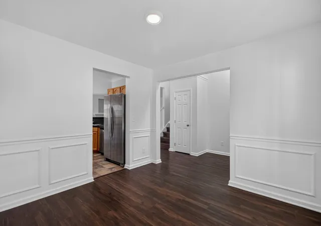 Photo 4 of Single family home for sale at 121 Mockernut Dr, Ladson, SC 29456 | MLS# 26024529 | Listing updated on 2026-08-30