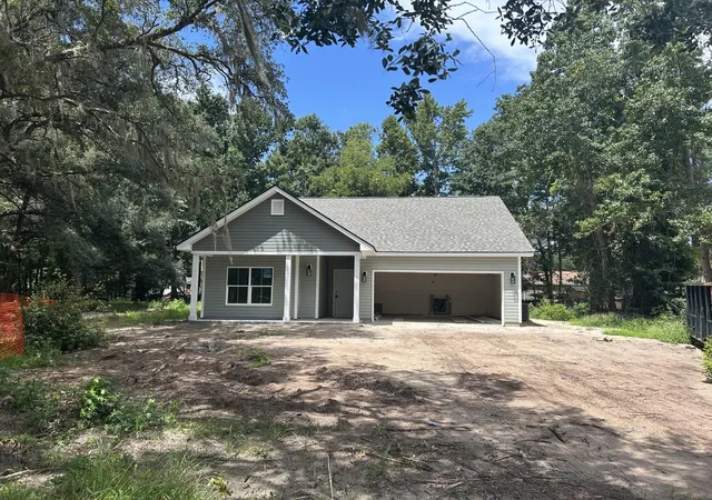 Single family home for sale at 6024 Mellard St, Ravenel, SC 29470 | MLS# 26022689