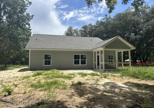 Photo 2 of Single family home for sale at 6024 Mellard St, Ravenel, SC 29470 | MLS# 26022689 | Listing updated on 2026-09-18
