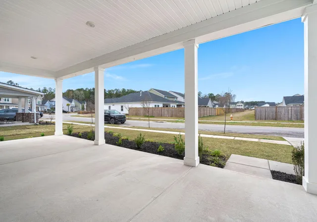 2nd image of 1111 Fitzgerald Ct, Summerville, SC 29485 | MLS# 26023540