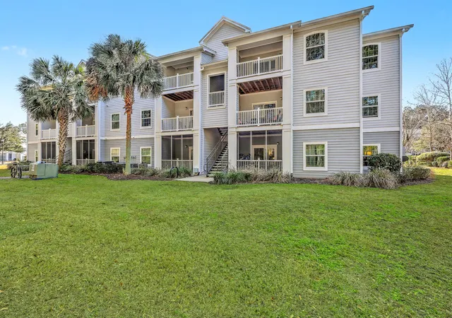 Photo 4 of Townhouse for sale at 1300 Park W Blvd #Unit 824, Mount Pleasant, SC 29466 | MLS# 26021268 | Listing updated on 2026-09-16
