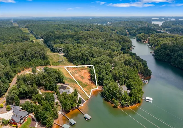 Photo 3 of Land for sale at 240 E Waters Edge Ln, West Union, SC 29696 | MLS# 20290681 | Listing updated on 2026-08-31