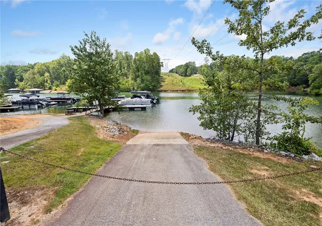 Photo 1 of Land for sale at Lot 2 Linn Garden Ln, West Union, SC 29696 | MLS# 20290694 | Listing updated on 2026-08-31