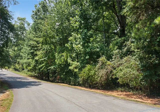 Photo 2 of Land for sale at Lot 2 Linn Garden Ln, West Union, SC 29696 | MLS# 20290694 | Listing updated on 2026-08-31