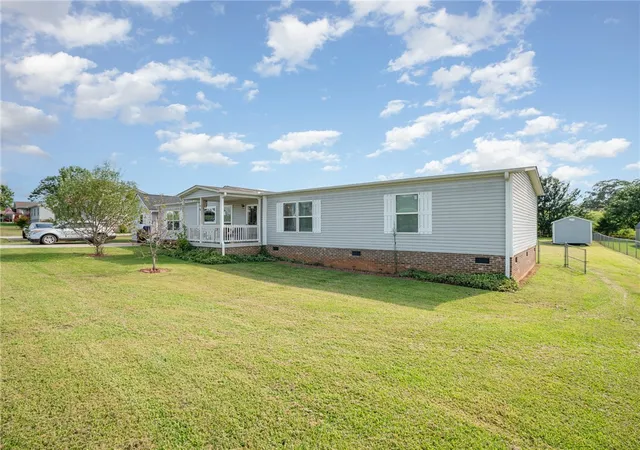 Photo 3 of Sale Pending at 225 Cannon Ball Run, Campobello, SC 29322 | MLS# 20291927 | Listing updated on 2026-08-20