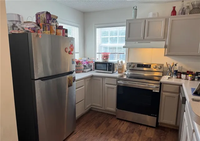 Listing Photo 4 - Condo for sale in building located at 102 University Vlg Dr, Central, SC 29630 - Unit #D