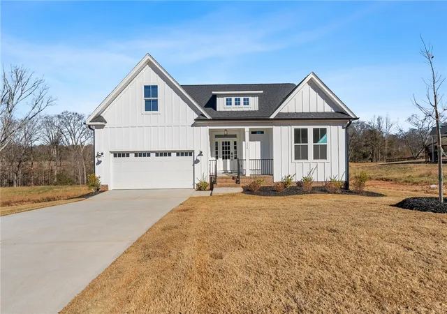 1st image of 3401 Split Oak Cir, Seneca, SC 29678 | MLS# 20297305