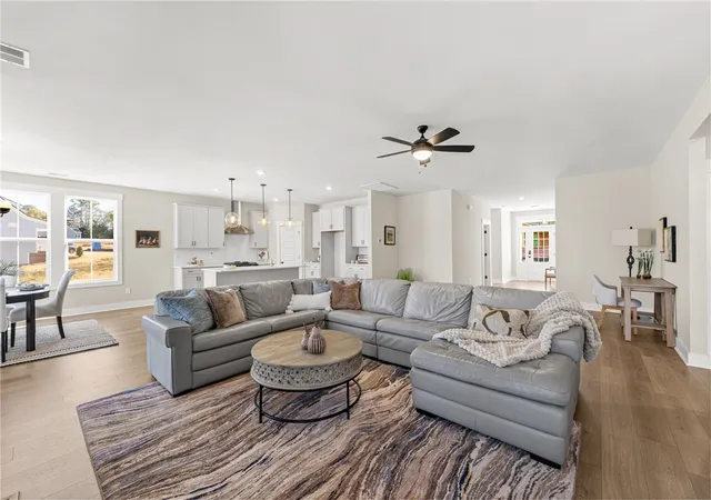 Photo 3 of Single family home for sale at Tbd Split Oak Cir, Seneca, SC 29678 | MLS# 20297305 | Listing updated on 2026-09-17