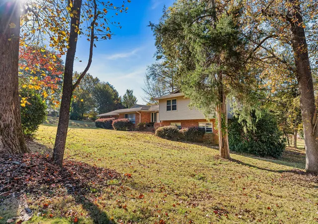 Photo 3 of Single family home for sale at 524 Perrin Dr, Spartanburg, SC 29307 | MLS# 20297213 | Listing updated on 2026-08-17