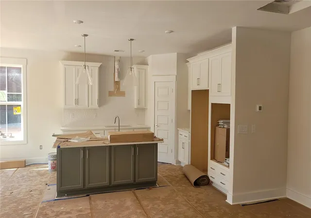 9th image of 1815 Cross Creek Dr, Seneca, SC 29678 | MLS# 20297341